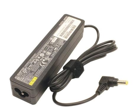 Fujitsu 3pin AC Adapter 19V/65W slim and light