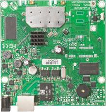 MikroTik RB911G-5HPnD 600 MHz CPU, 32 MB RAM, 1x LAN, 1x 5 GHz, L3, 2x MMCX
